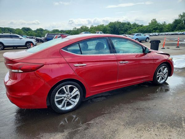2017 HYUNDAI ELANTRA