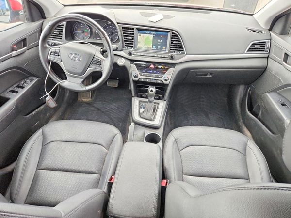 2017 HYUNDAI ELANTRA