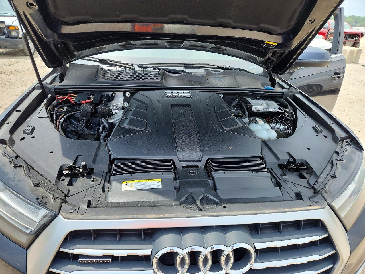 2017 AUDI Q7 quattro Prestige
