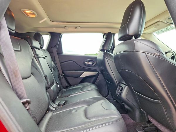 2017 JEEP CHEROKEE Overland