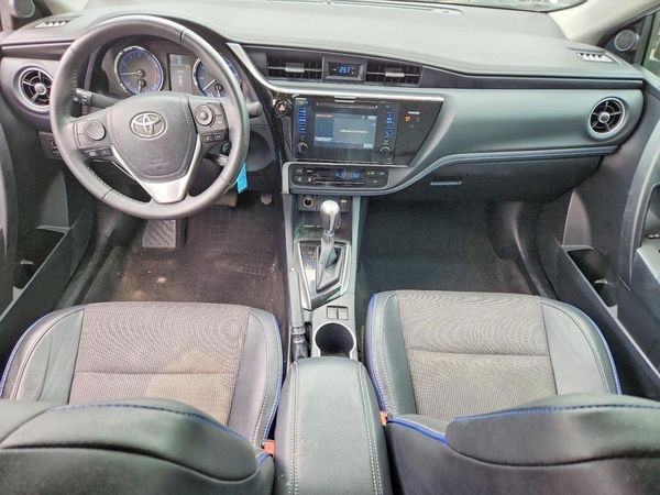 2017 TOYOTA COROLLA