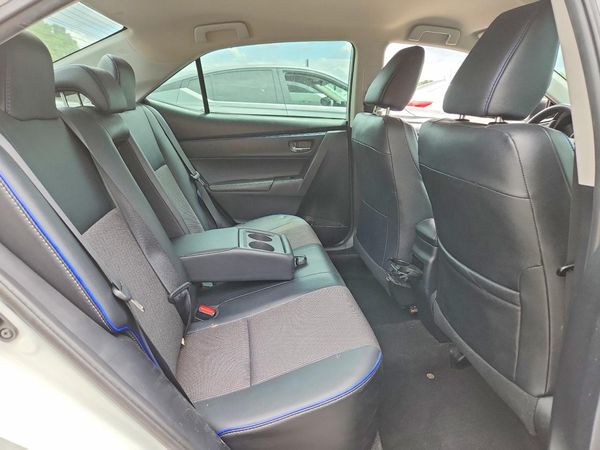 2017 TOYOTA COROLLA