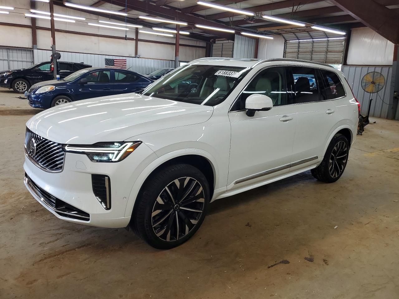 2026 VOLVO XC90 Ultra Bright