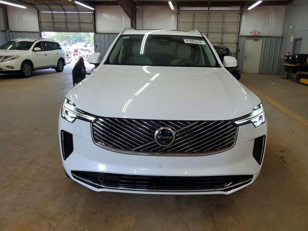 2026 VOLVO XC90 Ultra Bright
