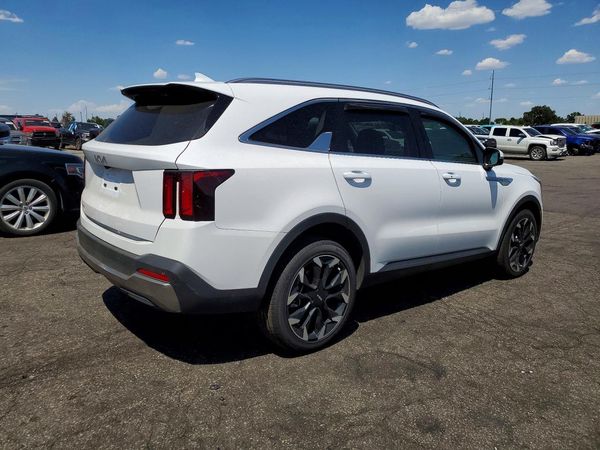 2025 KIA SORENTO