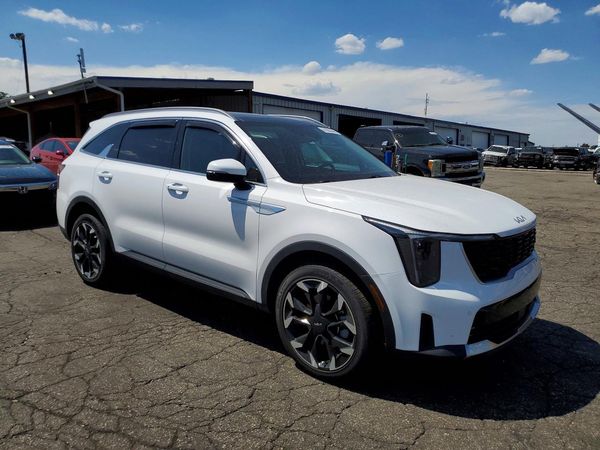 2025 KIA SORENTO