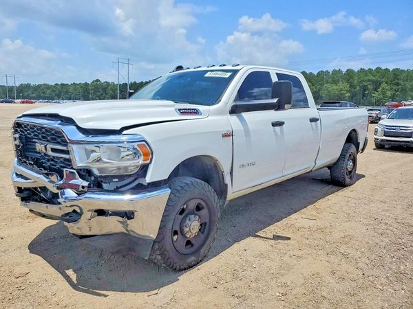 2022 RAM 2500 TRADESMAN CREW CAB 4X4