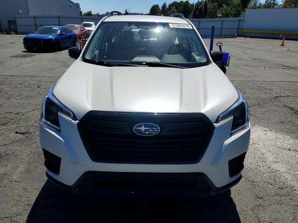 2022 SUBARU FORESTER Base Plus