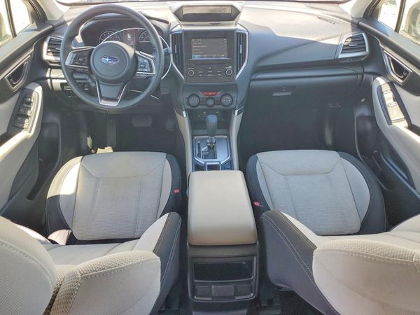 2022 SUBARU FORESTER Base Plus