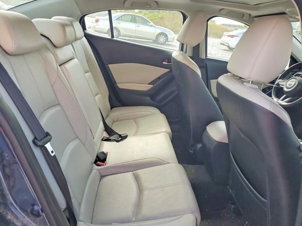 2018 MAZDA 3 Grand Touring