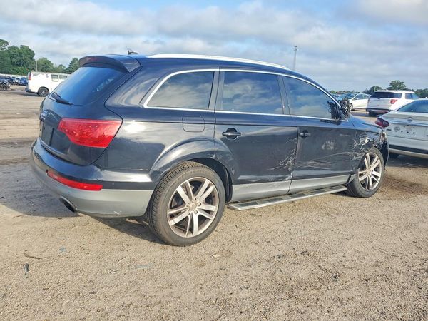 2012 AUDI Q7 Premium Plus