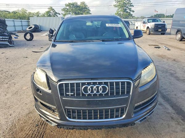 2012 AUDI Q7 Premium Plus