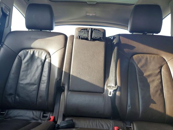 2012 AUDI Q7 Premium Plus