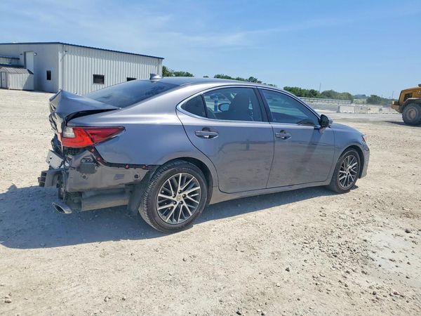 2016 LEXUS ES