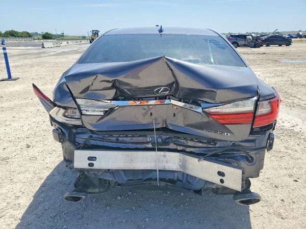 2016 LEXUS ES