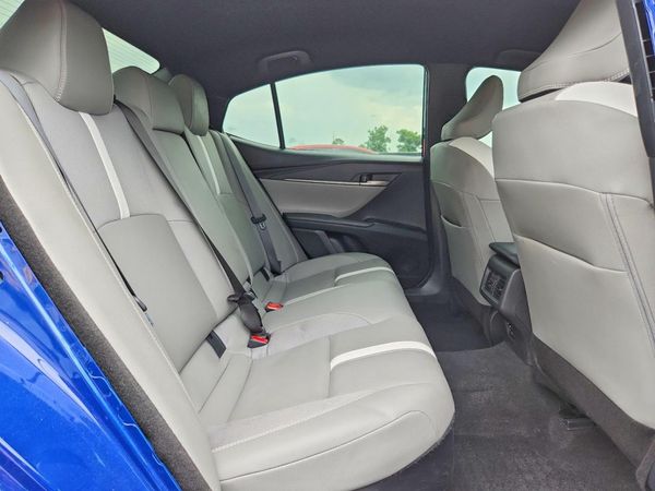 2026 TOYOTA CAMRY