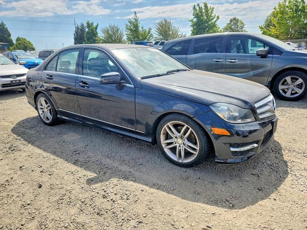 2012 MERCEDES-BENZ C C250