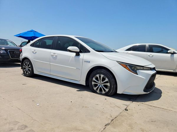 2021 TOYOTA COROLLA