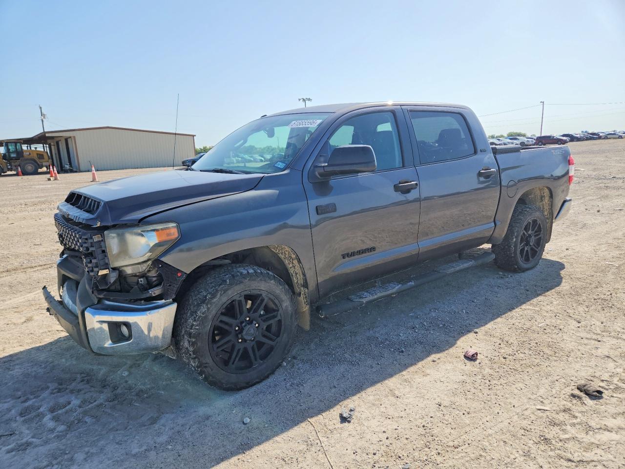 2018 TOYOTA TUNDRA SR5