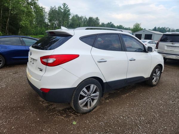 2015 HYUNDAI TUCSON GLS (Middle)