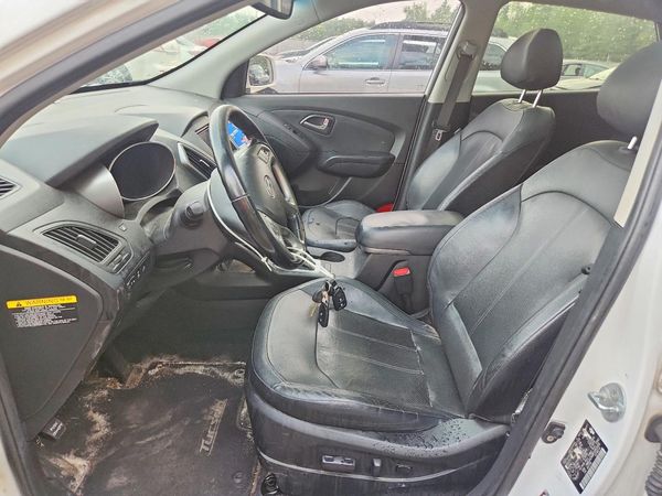 2015 HYUNDAI TUCSON GLS (Middle)