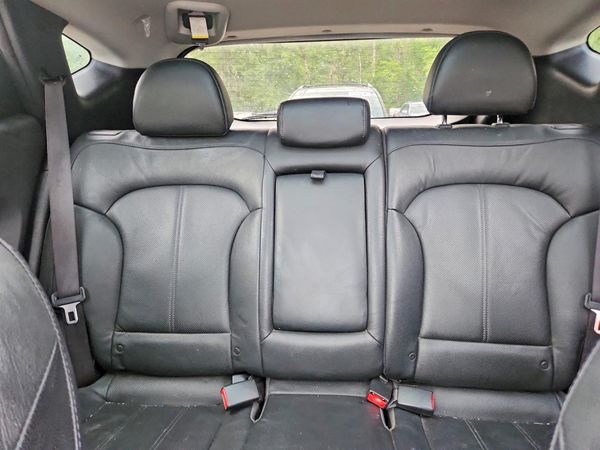 2015 HYUNDAI TUCSON GLS (Middle)