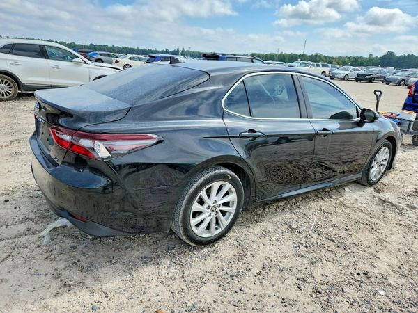 2022 TOYOTA CAMRY LE — PSRA