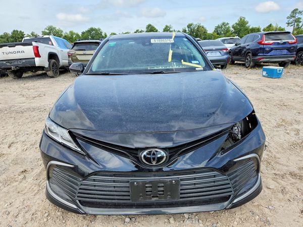 2022 TOYOTA CAMRY LE — DIRF