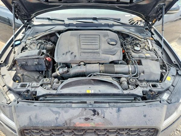 2022 JAGUAR XF