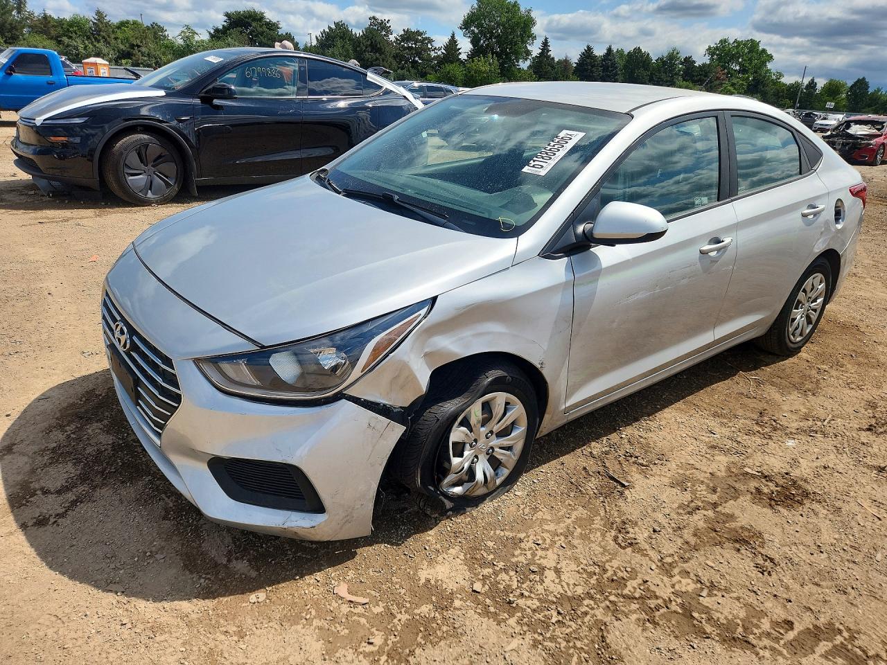 2019 HYUNDAI ACCENT SE and SEL