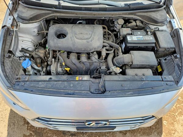 2019 HYUNDAI ACCENT SE and SEL