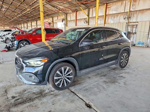 2023 MERCEDES-BENZ GLA GLA250