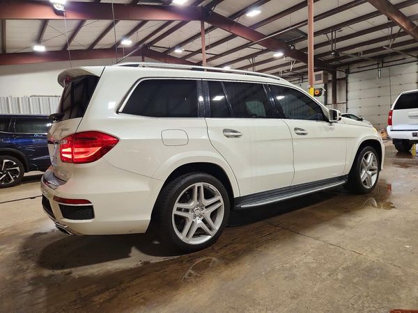 2015 MERCEDES-BENZ GL GL550 4MATIC