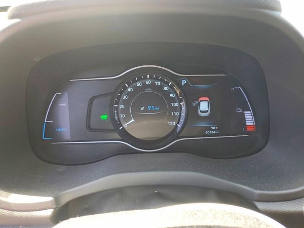 2021 HYUNDAI KONA