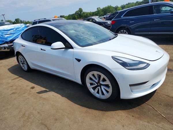2022 TESLA MODEL 3