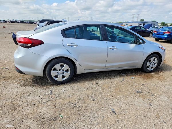 2017 KIA FORTE LX Base