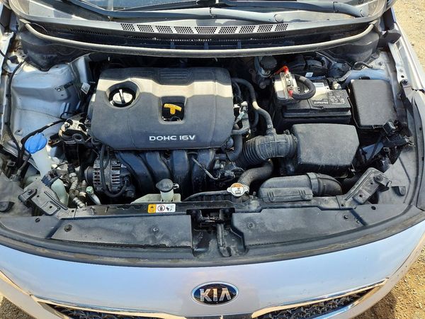 2017 KIA FORTE LX Base