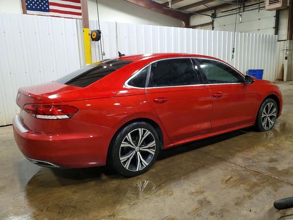 2021 VOLKSWAGEN PASSAT SE