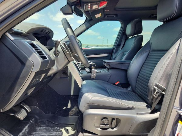 2024 LAND ROVER DISCOVERY P300 Dyanmic SE