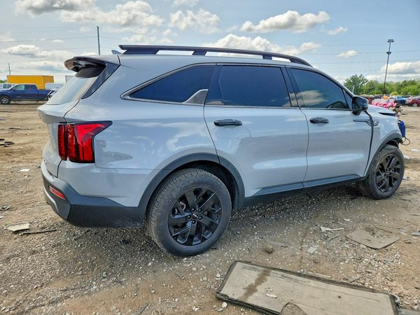 2022 KIA SORENTO