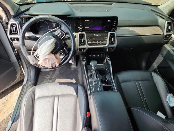 2022 KIA SORENTO