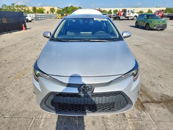 2021 TOYOTA COROLLA