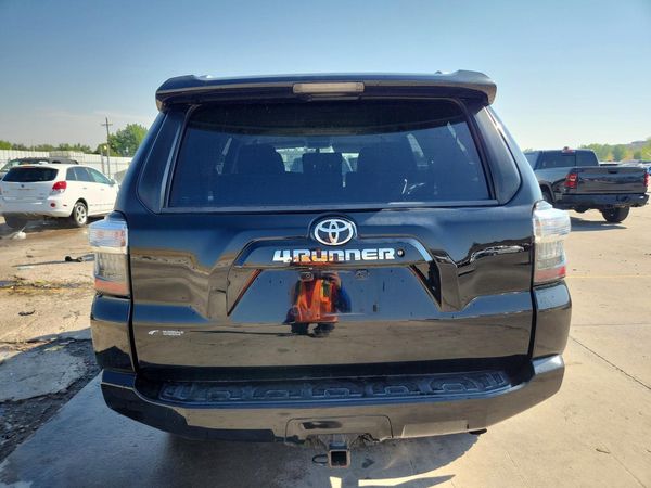 2014 TOYOTA 4RUNNER Base