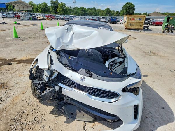 2019 KIA STINGER