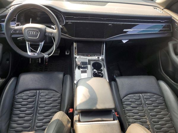 2023 AUDI RS Q8