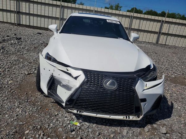 2018 LEXUS IS