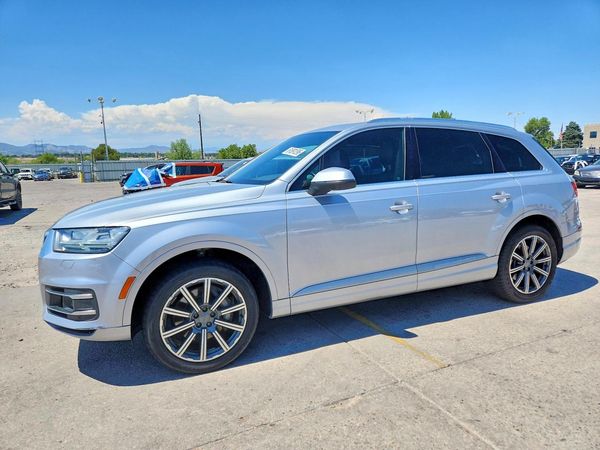 2017 AUDI Q7 quattro Premium Plus