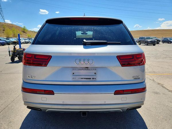 2017 AUDI Q7 quattro Premium Plus