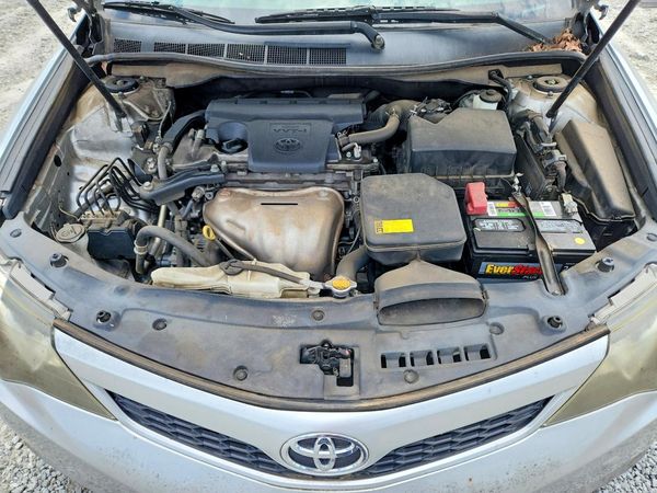 2014 TOYOTA CAMRY