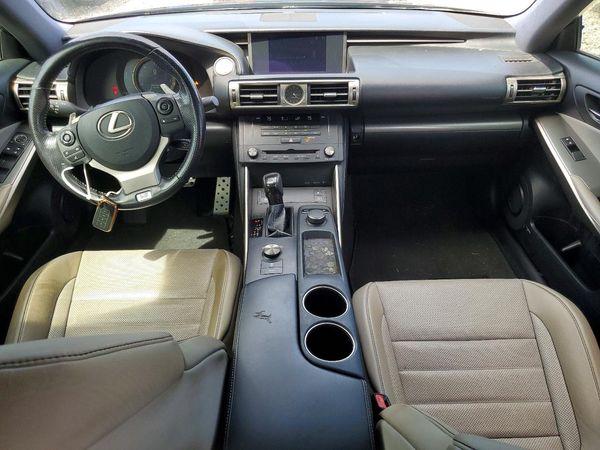 2016 LEXUS IS